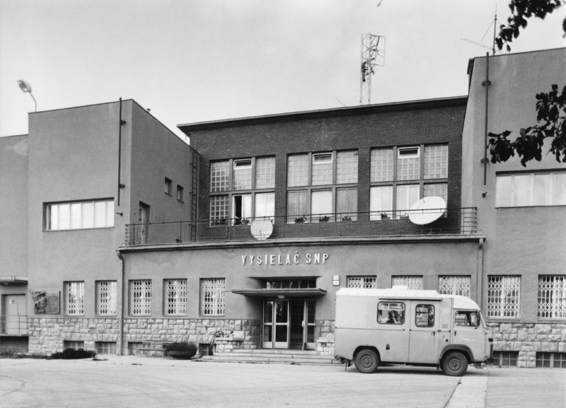 Architekt Vojtěch Šebor - Rádiový vysielač Laskomer, 1934 – 1936 (realizácia), okolo 1998 (fotografia), Fotografia: Matúš Dulla, Oddelenie architektúry, Ústav stavebníctva a architektúry SAV