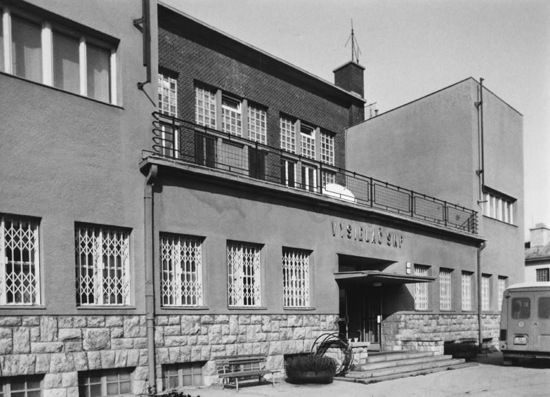 Architect Vojtěch Šebor - Laskomer Radio Transmitter, 1934 – 1936 (implementation), around 1998 (photography), Photography: Matúš Dulla, Department of Architecture, Institute of Construction and Architecture, Slovak Academy of Sciences